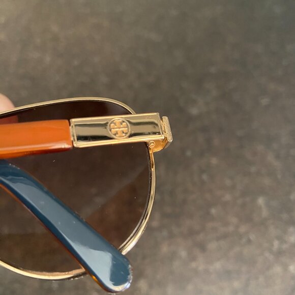 Tory Burch TY6010 Aviators - Picture 9 of 10